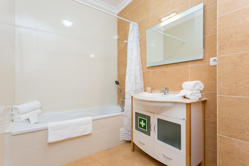Edificio Sol Mr Sponsor Apartment Портиман Екстериор снимка